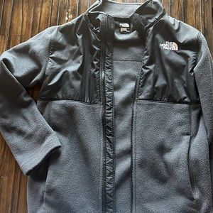Boys medium North Face fleece